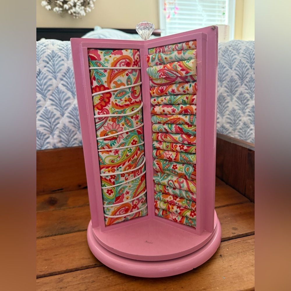 Pink Rotating Jewelry & Accessory Organizer Stand